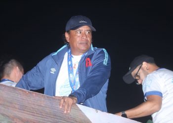 Luces, cámara, acción: Alianza y su hinchada festejaron la corona 17 al pie del Divino Salvador del Mundo