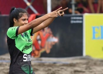 La Barra de Santiago festejó doble en la Liga de Fútbol Playa