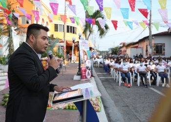 Cooperación de México apoya a jóvenes de Nejapa con formación profesional