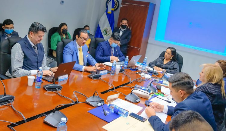 Cambios. El CNR y el RNPN piden que se
promueva un Código Civil actualizado.