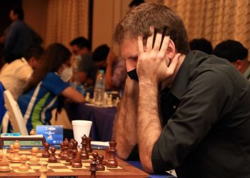 El GM estadounidense Timur Gareyev se perfila como el triunfador del Continental de Ajedrez