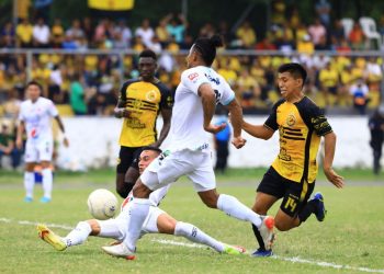 Golpe de autoridad de los viroleños sobre el campeón Alianza en Zacatecoluca