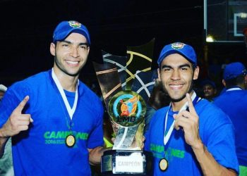 Carlos Arias, de Santa Tecla, podría perderse la ronda de semifinales
