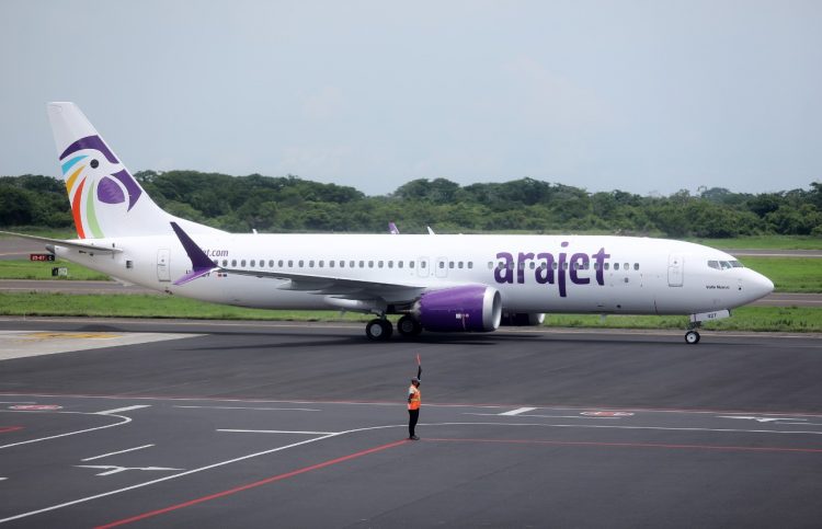 El primer vuelo entre San Salvador y Santo Domingo se realizó el 17 de septiembre de 2022./Foto: Diario El Salvador.