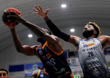 Metapán y San Salvador se acercan a las finales de la LMB