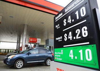 Asamblea prorroga fijación de precios de combustibles
