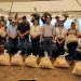 Gobierno entrega paquetes de alimentos a pescadores en La Unión