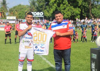 William Canales: «Teníamos mucho que ganar y mucho que perder, feliz porque pasó lo primero»