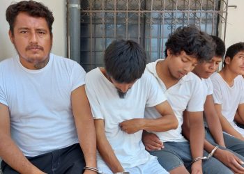 Extranjeros que transportaban más de 800 kilos de cocaína seguirán en prisión