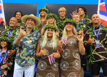 En un ambiente de fiesta, delegaciones llegan a la inauguración de El Salvador ISA World Junior Surfing Championship 2022