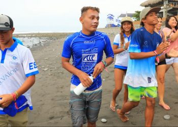 Marvin Rodríguez disputará el repechaje del ISA World Junior Surfing Championship