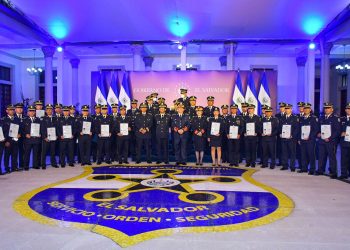 Aumenta confianza en la Policía Nacional Civil entre los salvadoreños, según investigación LAPOP