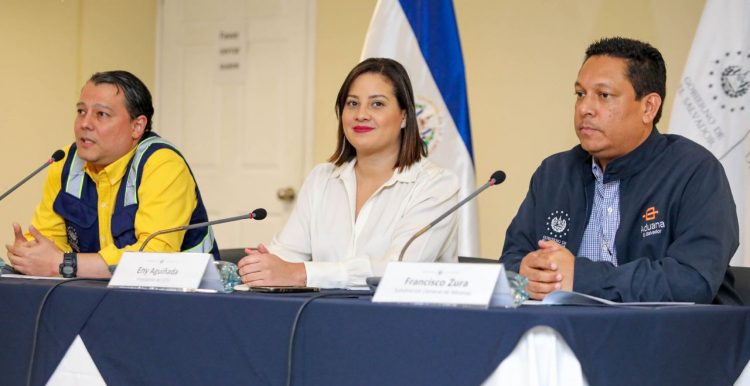 Twitter: @SecPrensaSV