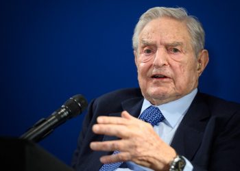 George Soros condena fallo judicial contra el aborto en Estados Unidos