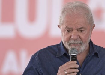 Expresidente brasileño Lula da Silva da positivo a COVID-19