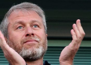 EE. UU. ordena la incautación de dos aviones del oligarca ruso Abramovich