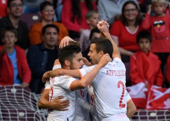 España gana con sufrimiento 1-0 a Suiza en la Liga de Naciones UEFA