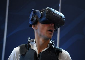 La exposición de los niños a la realidad virtual genera debate