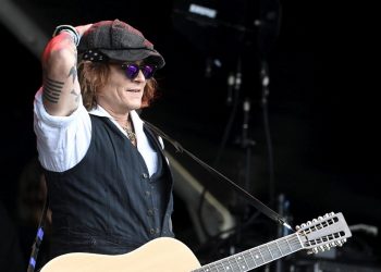 Johnny Depp realizará una gira con Hollywood Vampires en 2023