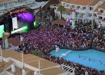 Ibiza recupera la fiesta tras dos años de pandemia