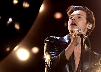 ¡Impactante! Fanático cae desde tercer piso durante concierto de Harry Styles en Glasgow