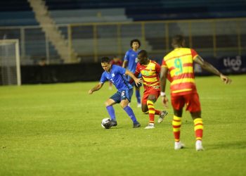 El Salvador se impuso ante Granada y dio un paso en firme a Copa Oro 2023
