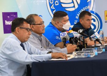 Comisión de arbitraje acuerda suspensión temporal para el árbitro Edgar Ramírez