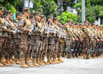 Fortalecen a la Fuerza Armada con más equipo para combatir a pandillas