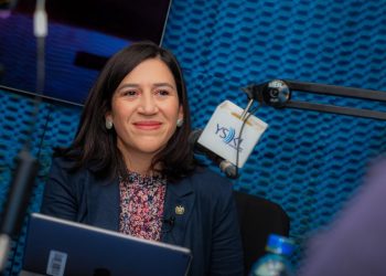 Estabilizar precios del gas, combustibles y energía eléctrica dinamiza la economía salvadoreña: María Luisa Hayem