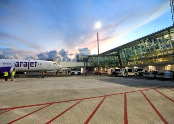 El Salvador está listo para tener vuelos directos con República Dominicana a través de AraJet Airlines
