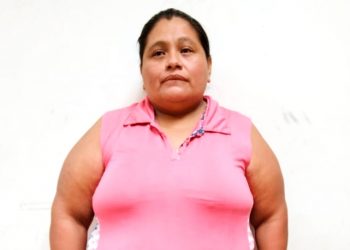 Mujer que proporcionaba vehículos a pandillas para huir de las autoridades fue detenida en La Paz