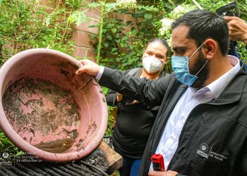 Ministerio de Salud realiza jornada contra el dengue en Caluco, Sonsonate