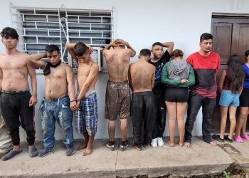 Policía Nacional Civil repele ataque de terroristas al encontrar campamento clandestino en Guazapa