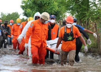 Localizan cuerpo de joven que fue arrastrado por la corriente del río Grande en Concepción Batres, Usulután