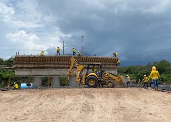 Periférico Gerardo Barrios tiene un avance del 50 %