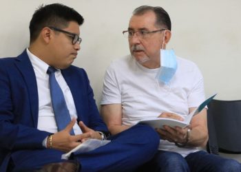 Mecafé arrendaba avión recibido como dádiva, según testigo