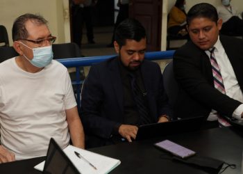 Fiscalía General: Hay testigos y bitácoras de vuelo del avión que Mecafé recibió como dádiva