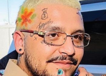 VIDEO|¡Pleito de estrellas! Nodal lanza canción contra J Balvin «pa’divertirse» con todo y un «girasol»
