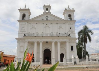 Suchitoto: una ciudad colonial que preserva una riqueza cultural impresionante