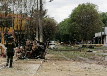 Bomba mata a una niña y a otras tres personas en el sur de Colombia