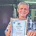 Napoleón logró graduarse de bachiller a sus 55 años