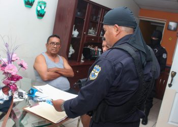 Autoridades capturan a banda de «coyotes» que operaba en diversas zonas de El Salvador