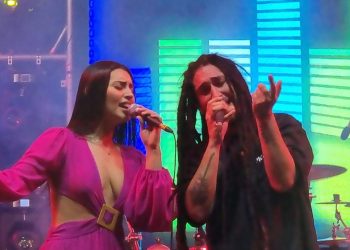 Madeline Guardado lució su talento musical junto a Gondwana y compartió un «Sentimiento Original»