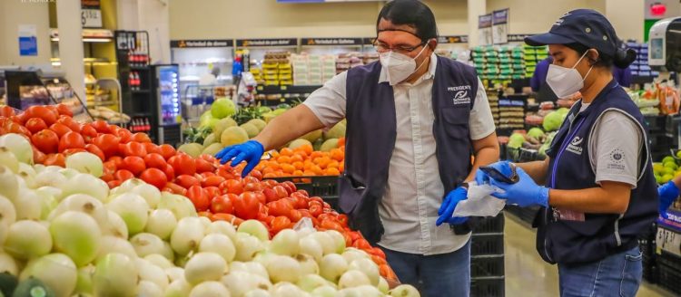 La Defensoría del Consumidor verifica de forma constante precios de alimentos, combustibles y productos agrícolas.