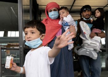 EE. UU. niega entrada al 90 % de refugiados de Afganistán