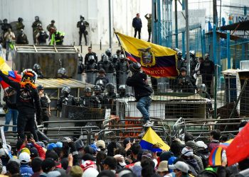 Indígenas y Gobierno de Ecuador inician diálogo