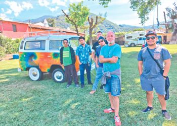 Músicos santanecos y argentino rinden homenaje a Roque Dalton