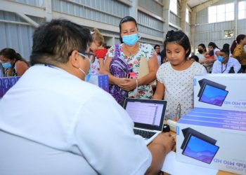 Programa Enlaces con la Educación beneficia a estudiantes de San José Villanueva