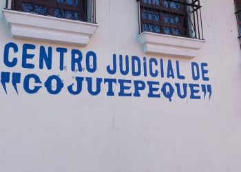 Fiscalía pide enviar a juicio a acusados de asesinar a Flor María García en Cojutepeque