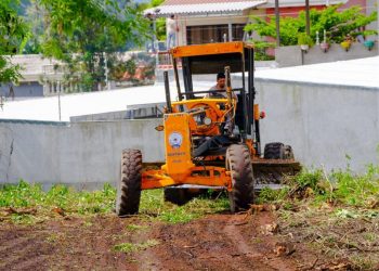 Comienza la preparación del campo de la feria en Santa Ana